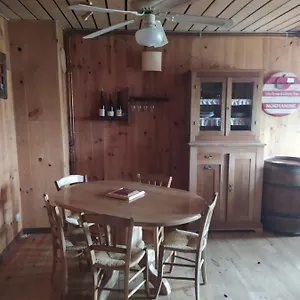 https://le-saloon-chazey-sur-ain.hotels-rhonealpes.com